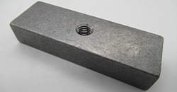 Passfeder Form BS geradstirnig mit Bohrung für Abdrückschraube