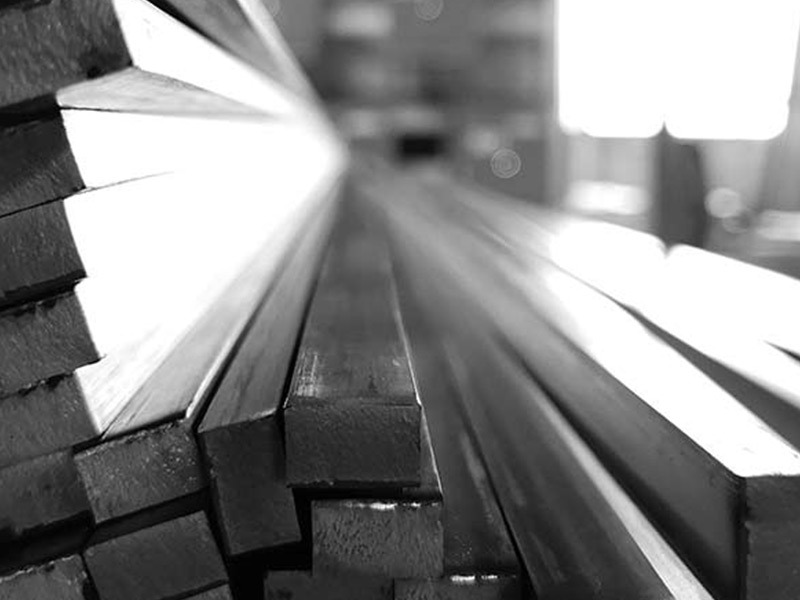 Blankstahl-Zuschnitte für Verbindungselemente – Crummenerl GmbH