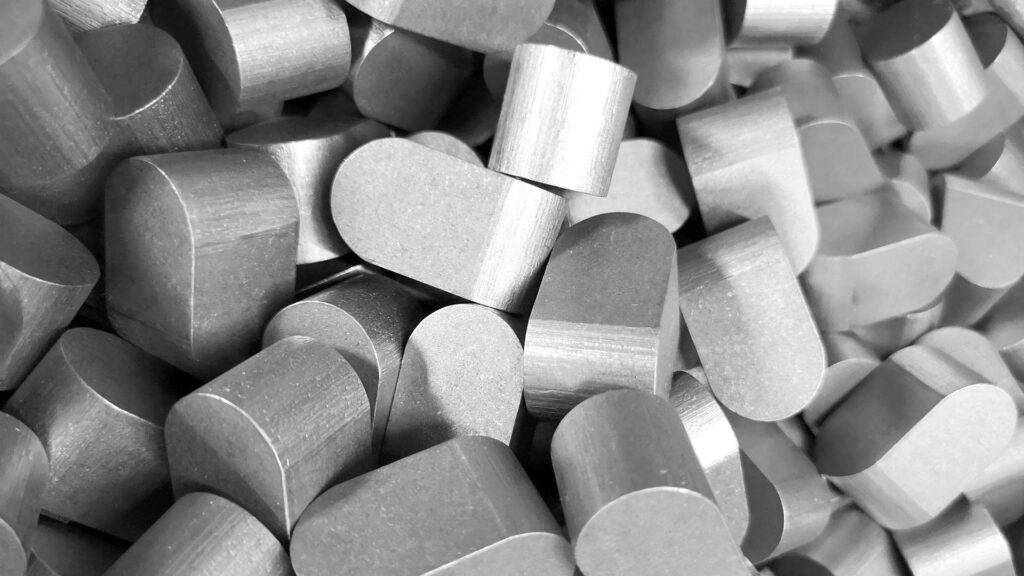 Auswahl an genormten Maschinenelementen in Standardausführung